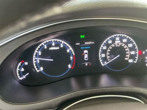 Used 2013 Hyundai Genesis 5.0 R-Spec RWD image 10