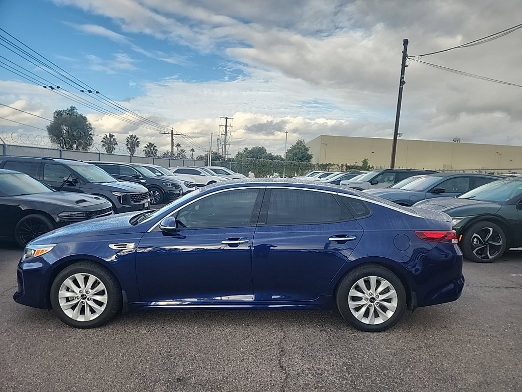 Used 2018 Kia Optima S w/ Panoramic Sunroof Package FWD image 9