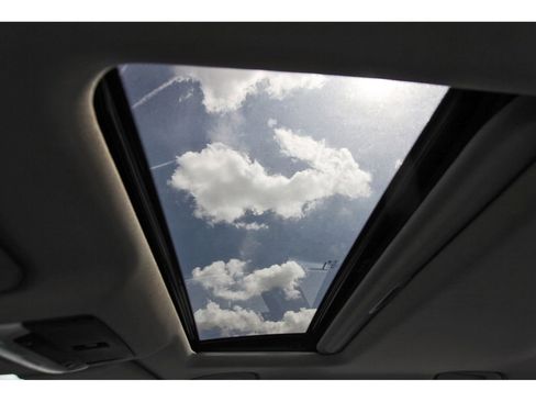 Used 2021 Nissan Altima 2.5 SR w/ SR Premium Package image 26