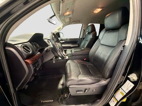 Used 2015 Toyota Tundra Limited w/ Limited Premium Package image 19