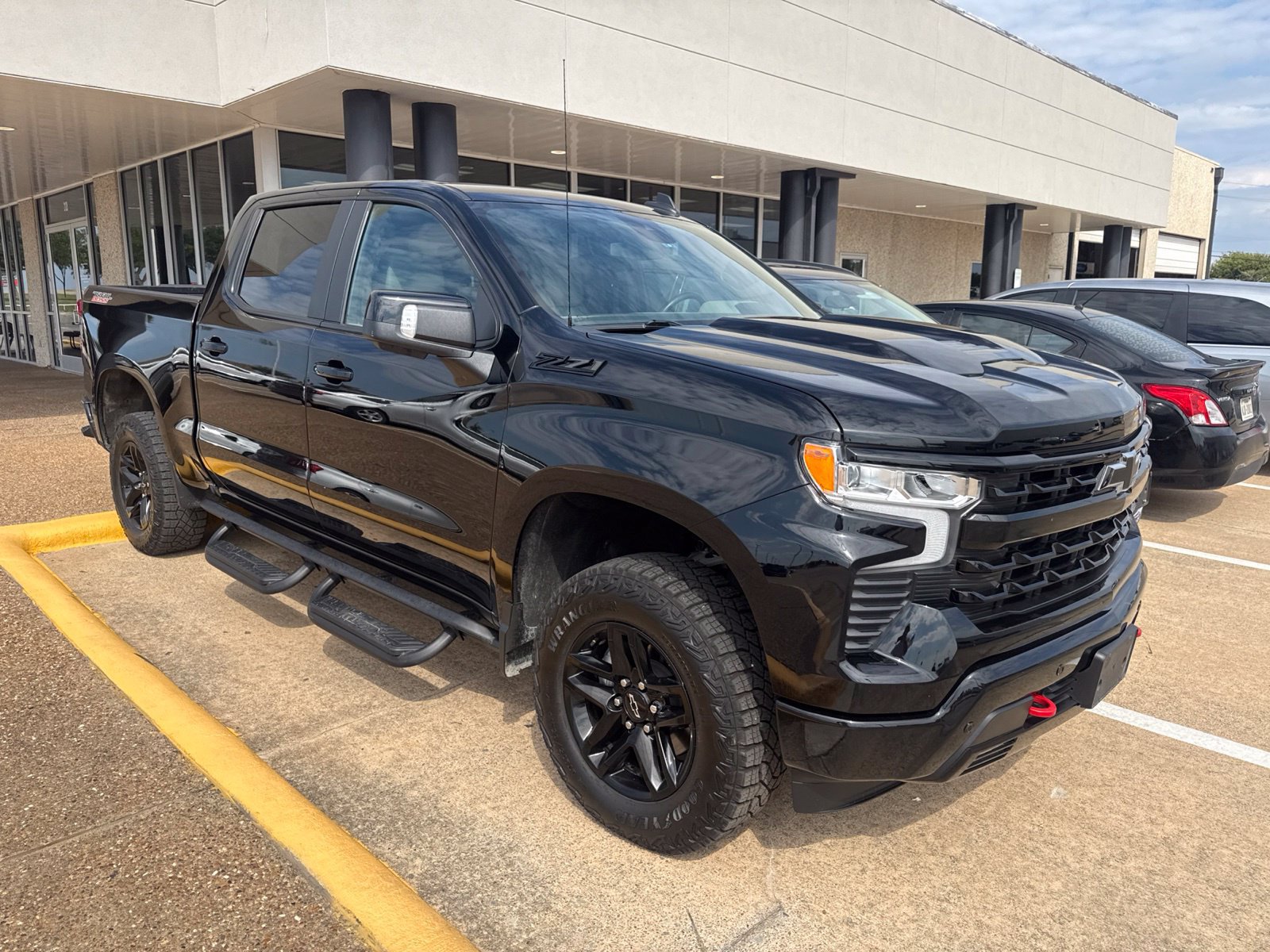 Used 2024 Chevrolet Silverado 1500 LT Trail Boss w/ LT Trail Boss Premium Package AWD/4WD 360° Tour