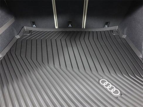 New 2025 Audi Q5 Premium image 25