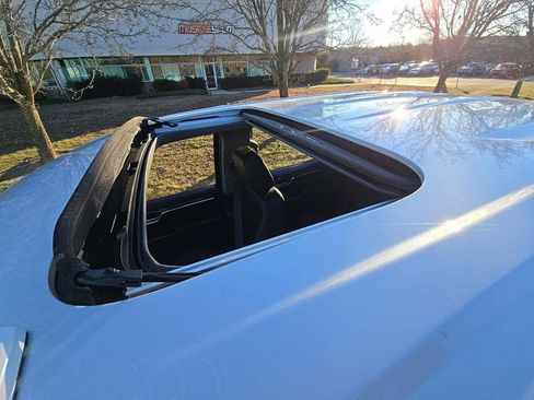 Used 2022 Chevrolet Silverado 1500 LTZ w/ LTZ Premium Package image 10