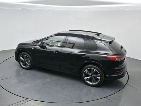Used 2024 Audi Q4 e-tron Premium Plus w/ Premium Plus image 40