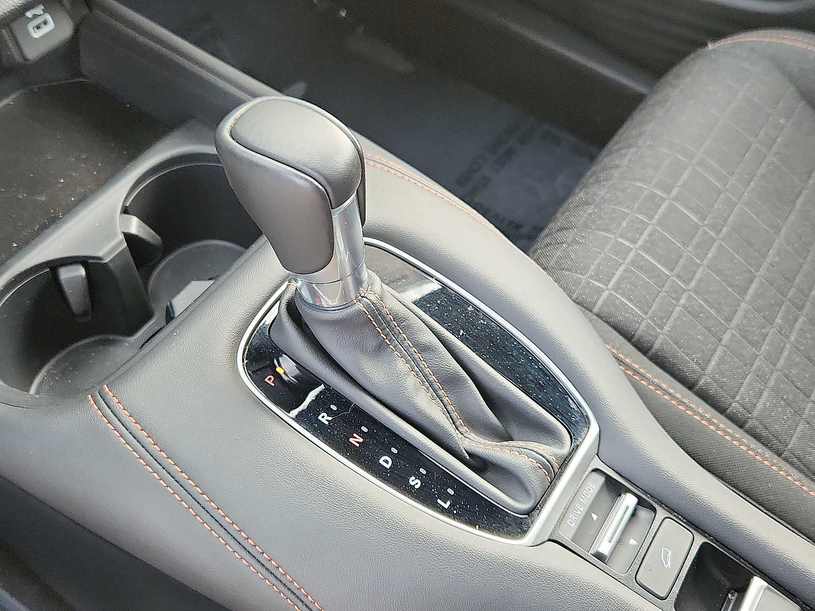 Used 2024 Honda HR-V Sport image 14
