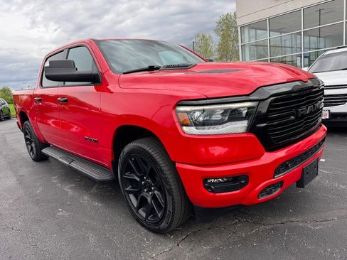 Used 2023 RAM 1500 Laramie AWD/4WD image 2