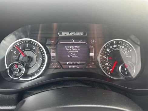 Used 2022 RAM 2500 Tradesman image 27