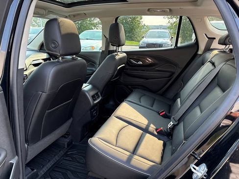 Used 2020 GMC Terrain Denali w/ Denali Premium Package FWD image 18