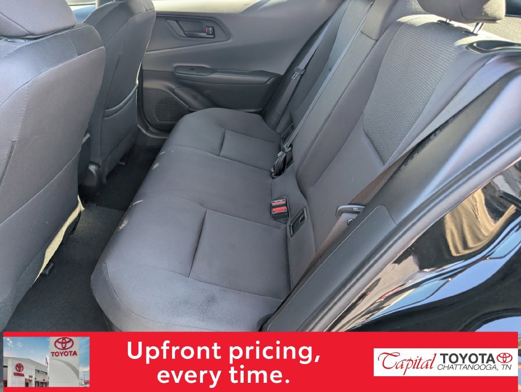 Used 2025 Toyota Prius LE FWD image 10