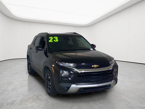 Used 2023 Chevrolet TrailBlazer LT FWD image 1