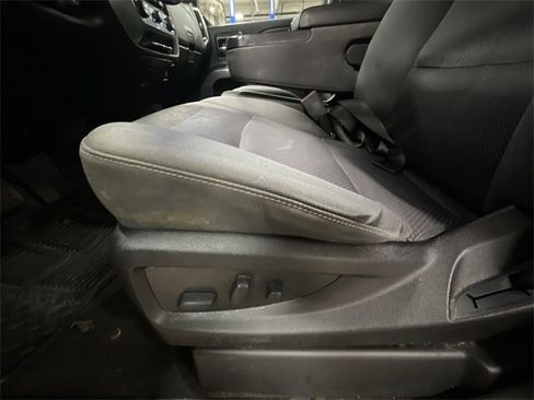 Used 2018 Chevrolet Silverado 1500 LT w/ All Star Edition image 18