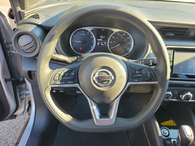 Used 2020 Nissan Kicks S FWD image 18