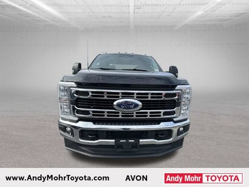Used 2025 Ford F350 XLT AWD/4WD image 3
