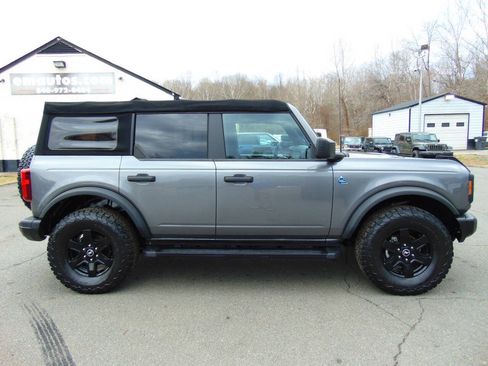 Used 2022 Ford Bronco Black Diamond AWD/4WD image 35