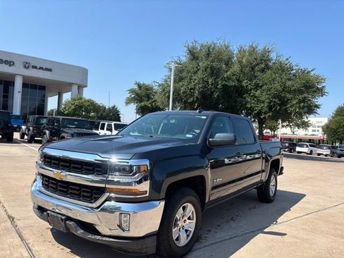 Used 2017 Chevrolet Silverado 1500 LT w/ Texas Edition RWD image 3