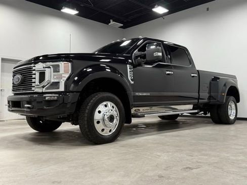 Used 2022 Ford F450 Platinum image 5