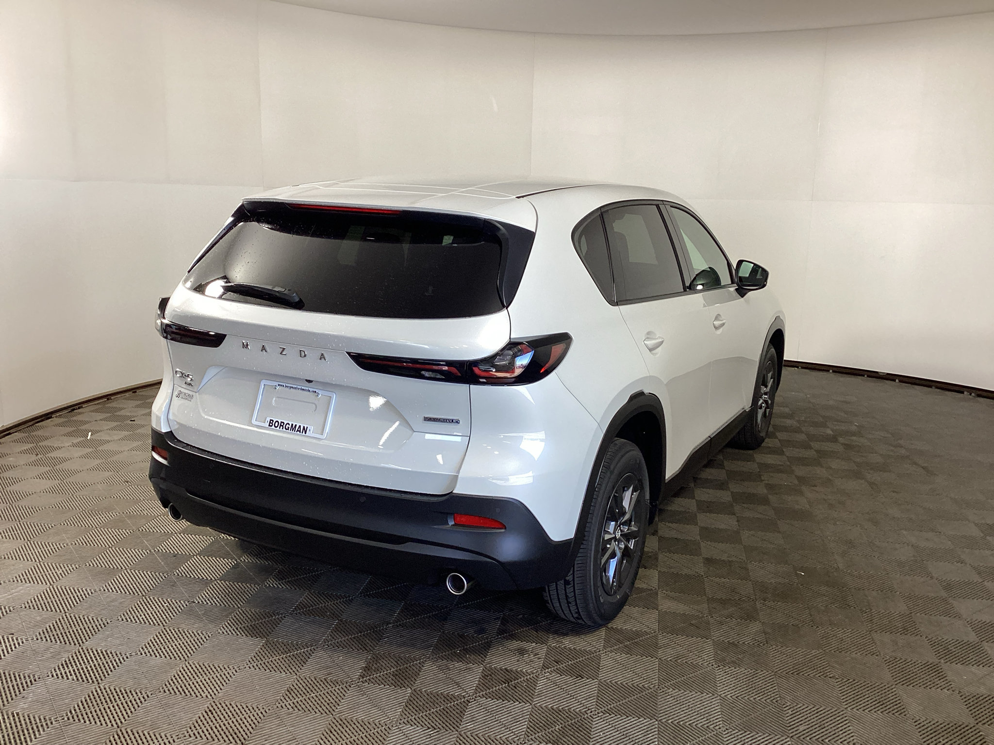 New 2026 MAZDA CX-5 Select AWD/4WD image 2