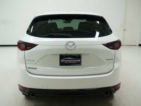 Used 2020 MAZDA CX-5 Touring FWD image 5