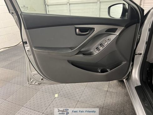 Used 2013 Hyundai Elantra GLS FWD image 24