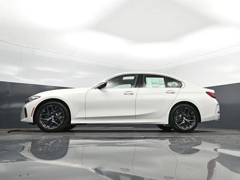 New 2026 BMW 330i Sedan w/ Premium Package image 39