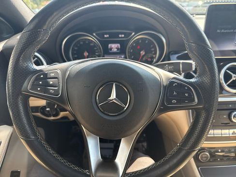 Used 2019 Mercedes-Benz CLA 250 4MATIC w/ Premium Package image 23