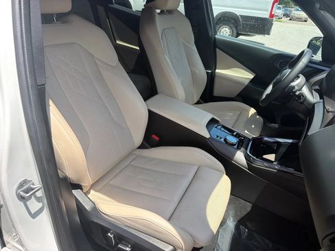 Used 2025 BMW X3 xDrive30i AWD/4WD image 23