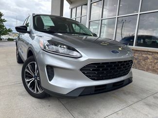 Used 2022 Ford Escape SE w/ SE Sport Appearance Package image 1