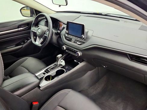 Used 2021 Nissan Altima 2.5 SV w/ SV Premium Package FWD image 26