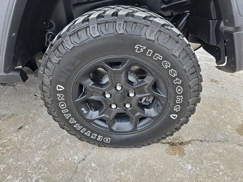Used 2023 Jeep Wrangler Unlimited AWD/4WD image 28