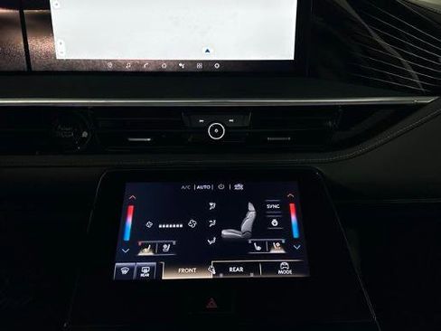 Certified 2025 INFINITI QX80 Sensory image 20