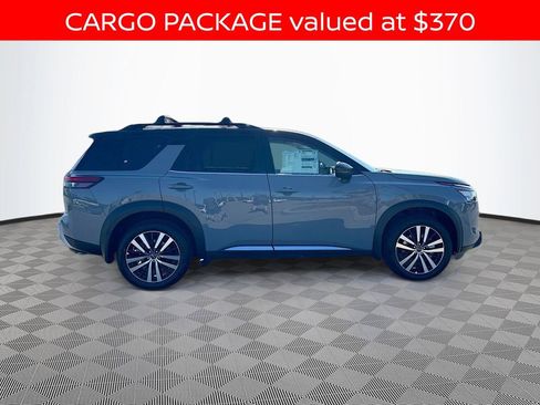 Used 2025 Nissan Pathfinder Platinum w/ Cargo Package image 4