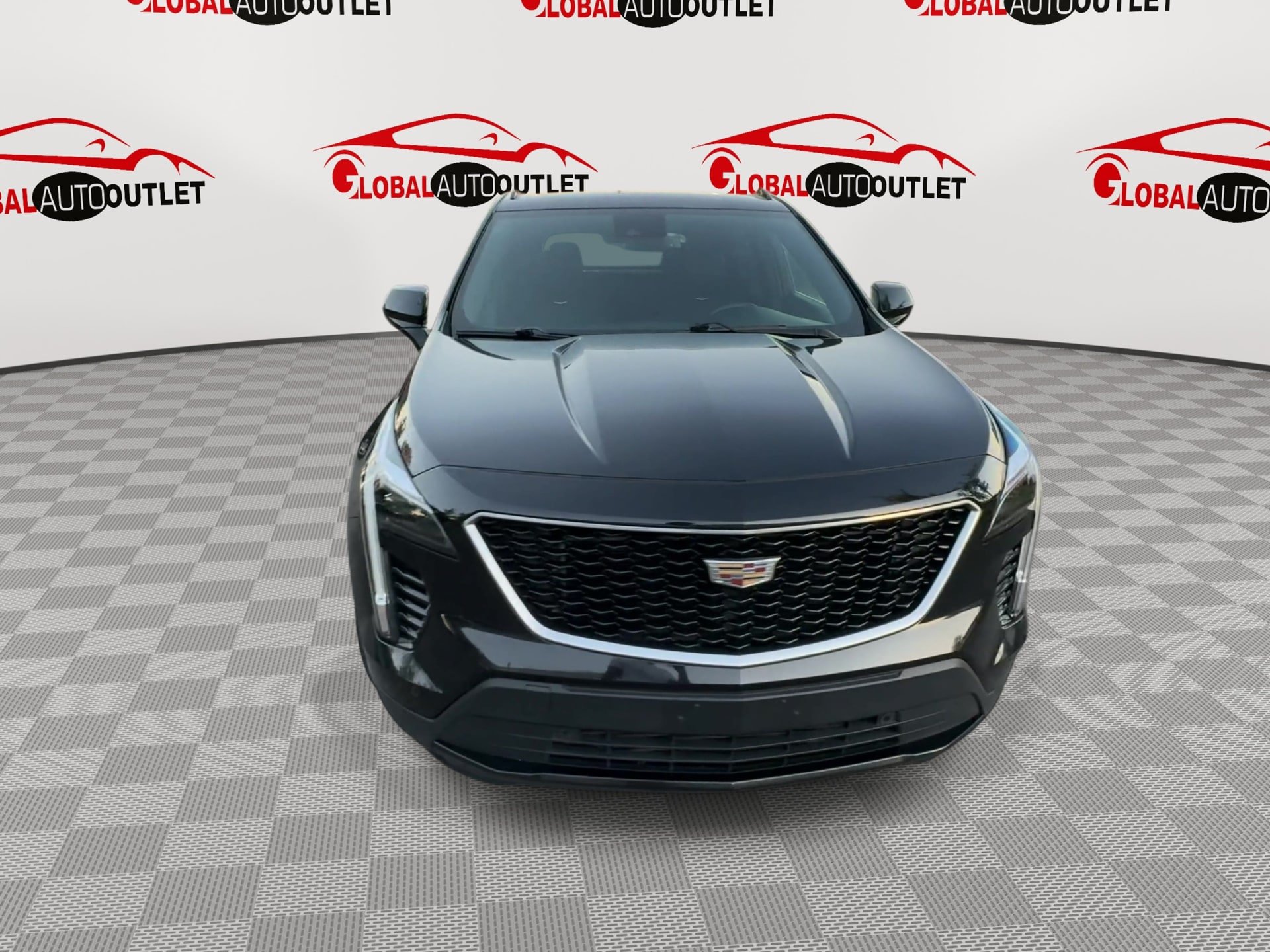 Used 2019 Cadillac XT4 Sport w/ Cold Weather Package AWD/4WD image 2