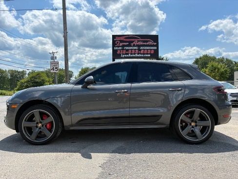 Used 2016 Porsche Macan Turbo AWD/4WD image 2