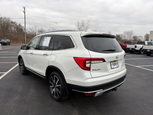 Used 2022 Honda Pilot Touring image 4