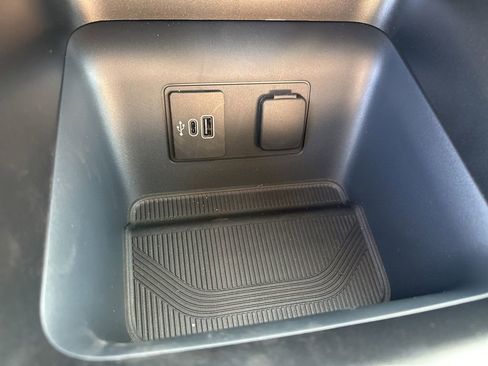 New 2026 Ford Explorer Active w/ Active Comfort Package image 28