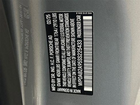 Used 2025 Porsche 911 Carrera GTS image 35
