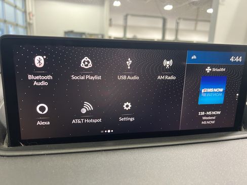 Used 2022 Acura MDX FWD w/ Technology Package image 25