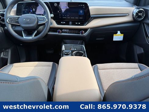 New 2026 Chevrolet Equinox ACTIV w/ Safety and Technology Package AWD/4WD image 13