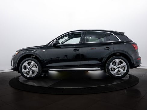 Certified 2025 Audi Q5 2.0T Premium Plus w/ Premium Plus Package image 7
