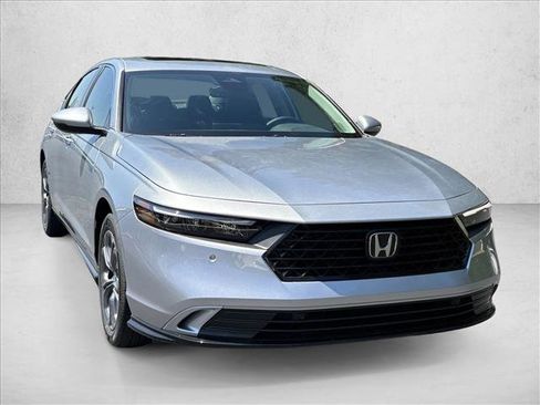 New 2026 Honda Accord EX-L image 9