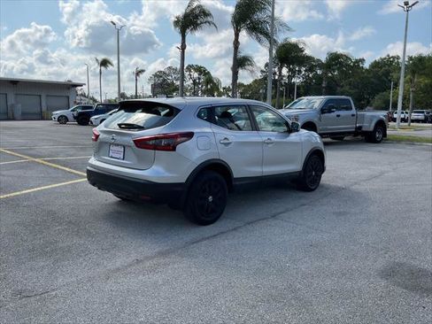 Used 2020 Nissan Rogue Sport S FWD image 8