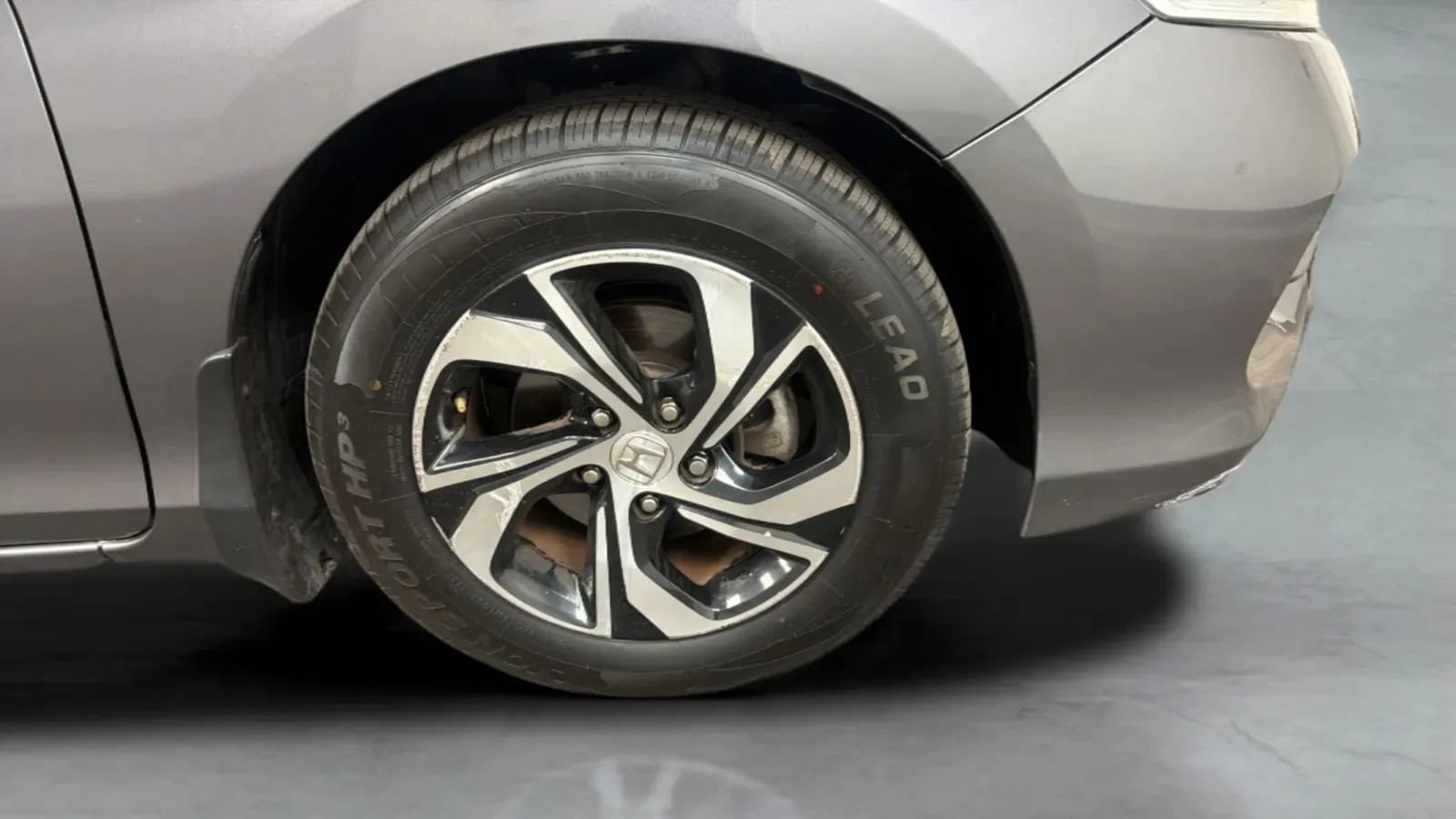 Used 2017 Honda Accord LX image 23