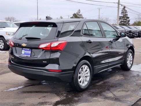Used 2021 Chevrolet Equinox LS w/ LPO, Floor Liner Package image 5