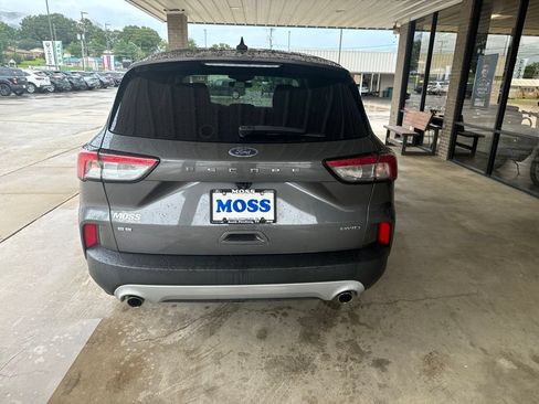 Used 2021 Ford Escape SE w/ Convenience Package AWD/4WD image 5