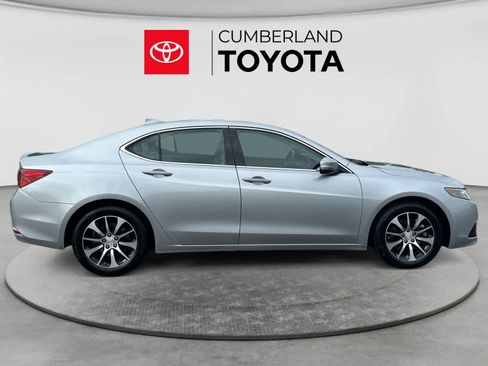 Used 2017 Acura TLX FWD image 6