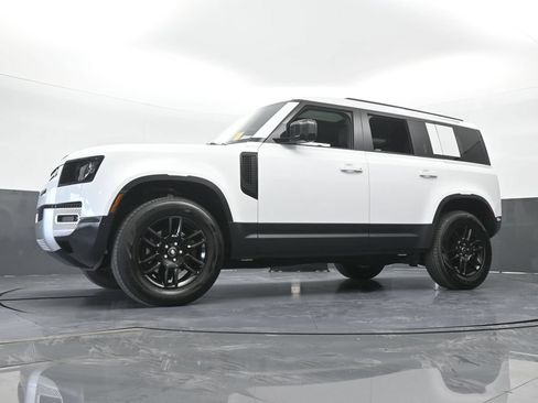 Used 2025 Land Rover Defender 110 S AWD/4WD image 73
