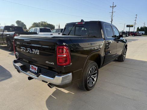 Used 2025 RAM 1500 Limited AWD/4WD image 39