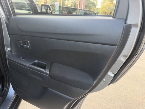 Used 2021 Mitsubishi Outlander Sport ES AWD/4WD image 12
