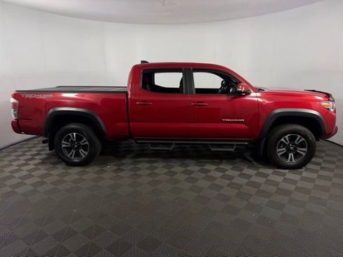 Used 2021 Toyota Tacoma TRD Off-Road AWD/4WD image 9