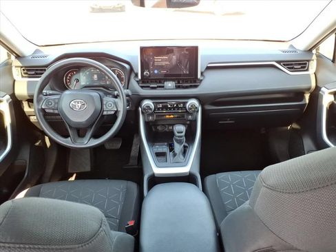 Used 2025 Toyota RAV4 XLE w/ Convenience Package FWD image 27